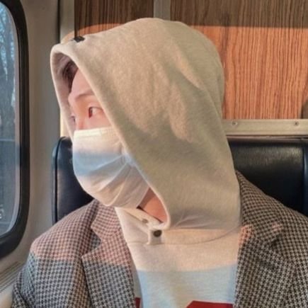 jjeonsluv's profile picture. • vestibulanda de med
• nova concurseira