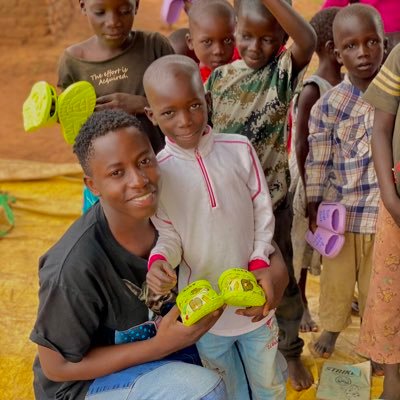 Charity✝️✝️ A-former street kid on a mission of motivating, Rising hope and sharing God's word to vulnerable and unprivileged kids “Job 31:17’’donate🤲🤲⬇️⬇️