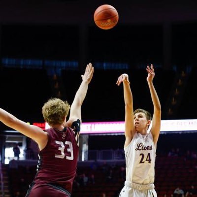 6’8 SG/SF #24 Central Lyon Class of 2025/ @arenabasketball /3.98 gpa