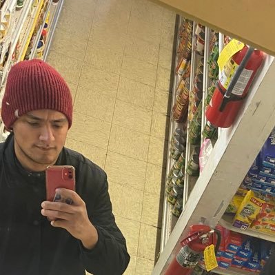 niconarvaeez's profile picture. J