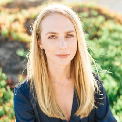 bribruinsma_'s profile picture. Mexican-American | Tech PR | News, food, fitness, kindness, golden retriever, tennis, & golf enthusiast | Opinions are my own