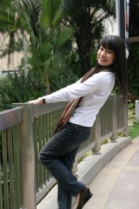 I like photography, traveling, shopping, and hanging out with buddies. I follow everyone back! #TeamFollowBack