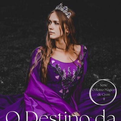 Dona de casa 🏡
Autora ✍📖 - A Princesa Prometida 👸🏰💍👑 - O Destino da Rainha