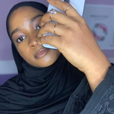 DairoNabilah's profile picture. Law | Tech | Product