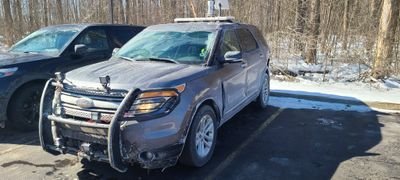 I'm just your every day Ford Explorer. My hobbies are driving into parked cars on the highway and looking at trees and locking my driver out.