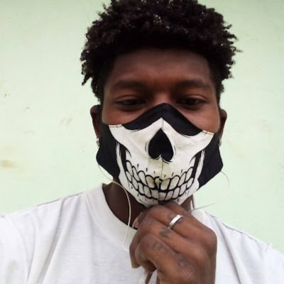 tupapit03679809's profile picture. 