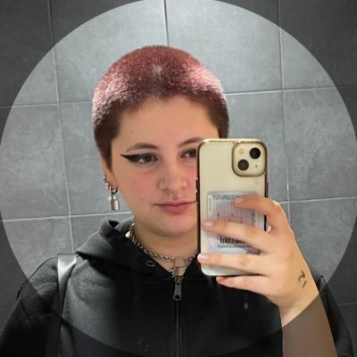 Ellie_Grace_5's profile picture. 19 | They/Them | Sociology Student | @Mermaids_Gender Youth Advisor | All views are my own and not representative of any organisations I work alongside