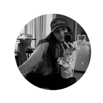 ilalisamn's profile picture. Her existence luminous the sphere, Lalisa Manoban. (1997)