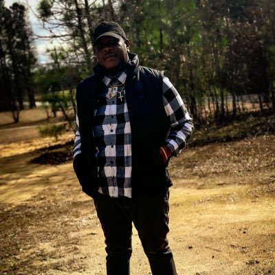 I can only be one person and thats me Lets keep it im me #Photographer #entrepreneur #ElitePhotography&Productions
