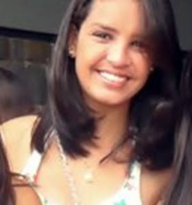 Me desculpe mas apesar de viver em um mundo onde todas as pessoas pensam iguais, eu não vivo das opiniões dos outros.