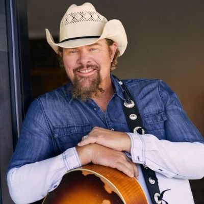 :: fan page, not an impersonation
:: Noticed by @tobykeith
Follow for news, photo and update