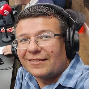 Pai por adoção, jornalista diplomado e cronista esportivo. Setorista do Coritiba no Canal do Carrica 🎙️📲📹