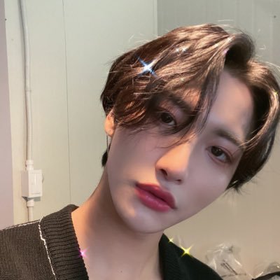 HI! I’m Arya I post randomly and am bad at being active. I like books! ^^ ENTP