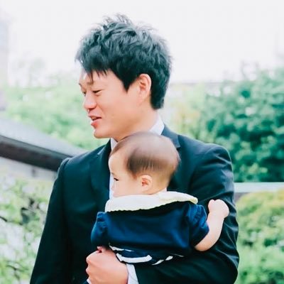 michiblog_no1's profile picture. 最高の子育て・教育のためには、まずは大人が元気に！💪全国の先生方を応援したい！🔥2023.3中学校教員（13年間）を退職し、社会科専門塾として塾生5名でスタート→2025年、3期目突入。塾生40名以上|アウトドア＆キャンプイベント開催|２人の娘のパパ→1日6h×週4勤務で子育てと仕事の"二刀流"に挑戦中！