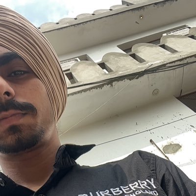 Arshdee17633441's profile picture. 