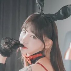 the girls of kpop are very sexy. let's see who is most attractive and have some hot battles. new: international battles!