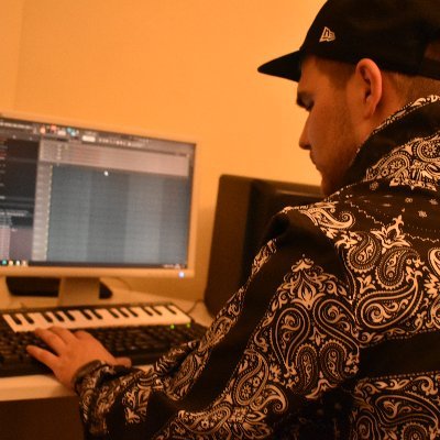 Trap Beat Producer 🎹 https://t.co/flQhXjqrPK ⚜ Official🌐| Worked with @ZubyMusic and many more artists arround the globe |
Insta 🎞@AxLBeatz | #2error2worecords