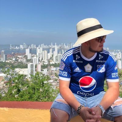 coleccionista de camisetas de @millosfcoficial Hincha de millonarios Ⓜ️⚽️  ¡aquí se habla de fútbol y política sin tapujos!