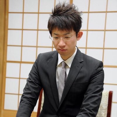 sekiyamaigo's profile picture. 囲碁棋士4代目/史上初三代連続九段/囲碁サロン関山、関山こども囲碁教室主催HP↓