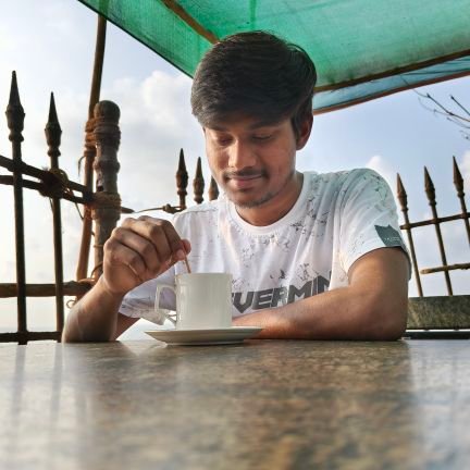 RagojuR's profile picture. foodie