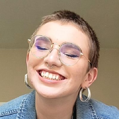 sugarforktm's profile picture. hot rad dad, edgy grandpa // she/her