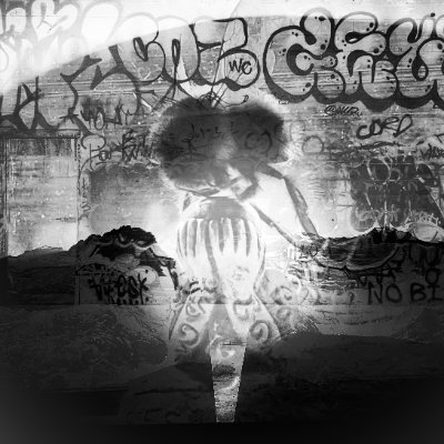 EmissarytoEarth's profile picture. a bit confused by all this