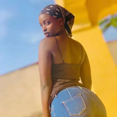 manchester united bae ❤️march bby ….certified stripper 💦💦 dm issues