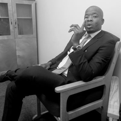 Mechanistic's profile picture. Phela bjalo ka Mopheme.