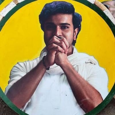 A Ceded Stan of  @AlwaysRamcharan 😍

@Suriya_offl 🤗 @msdhoni