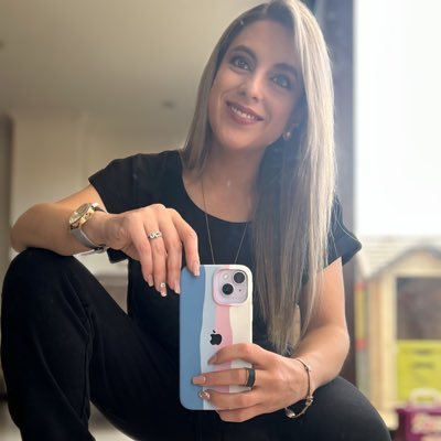 Magu_Calle_R's profile picture. Maquilladora Profesional Master en Novias, Reinas y Maquillaje Social, FX, Maquillaje para perfil Profesional.  Expositora DiQueSi2023