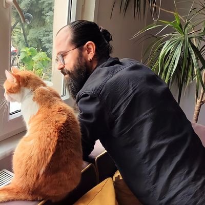 celebcioglu's profile picture. ''Yaşamak Bir Ağaç Gibi Tek ve Hür ve Bir Orman Gibi Kardeşçesine''
(ınstagram erkan_celebcioglu )