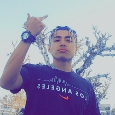 AsHeR_222's profile picture. 