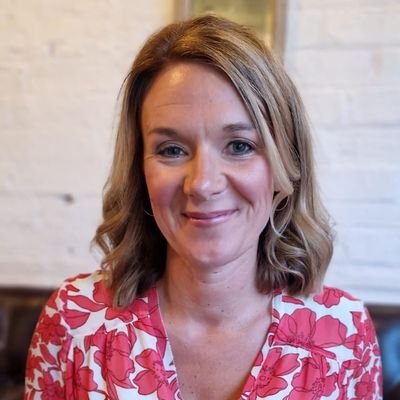 Freelance Lead Generation & Events Specialist. 

Mum of 2. Wife of 1. Owner of Skye the Cocker Spaniel. Food Lover. Nature Junkie.