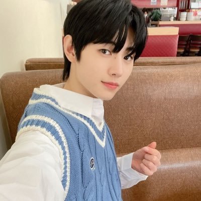 Yuzuru, Sunghoon love zone was in 🇯🇵 and 🇰🇷 ZUZAA15 - YesStyle Code