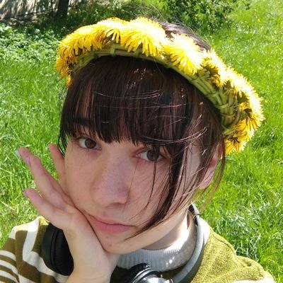 Mean and insulting pick up lines enthusiast.
Angsty side character. Подготовительная группа детского сада с углубленным курсом культурологии.