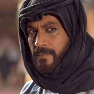 استغفري يا بنت يا أم العشاشيق...عن قولك إني من عبيد الموالي...أنا خلف عز الابكار الصعافيج...حمايهن لو طب ابهن اجفالي.