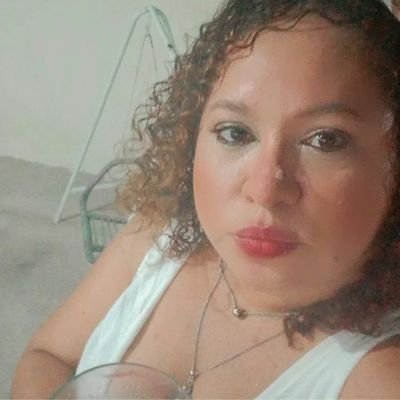 valeriabass30's profile picture. So uma mulher madura que gosto de fazer amizades com pessoas interessante e legais e simpaticas