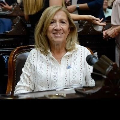 Senadora de la Provincia de Buenos Aires @unionxlapatria
Militante del proyecto Nacional, Popular, Democrático y Feminista.