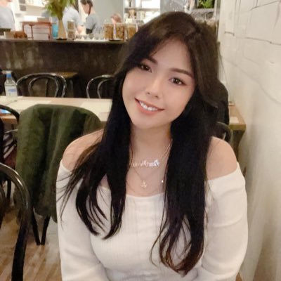 Dhbd80105351's profile picture. The past is all gone.Being happy is the top priority.