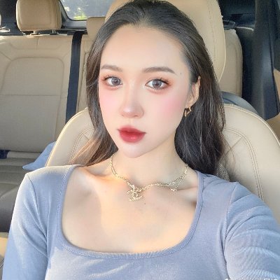 vbbggffff's profile picture. Travel and beauty