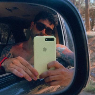 TheillerMaxi's profile picture. ...