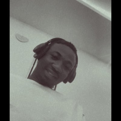 AdetunjiSulai13's profile picture. tech enthusiasts 🔆 learning is fun 😊 teaching is more fun 💪
