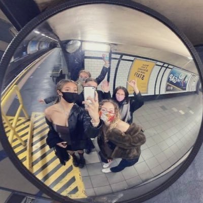 millionairefox's profile picture. ʿㅤ⠀⠀⠀written and directed by 𝐓𝖺𝑦𝗅𝗈𝗋 𝗌𝗐𝗂𝖿𝗍⠀⠀⠀ ʾ ⠀⠀⠀⠀⠀⠀⠀scorpio 〔 𝗲𝗻𝗳𝗽 〕