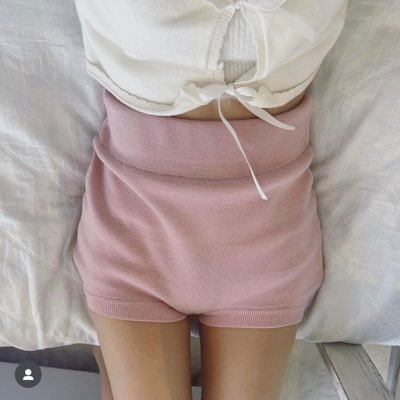kaimichins_j's profile picture. 