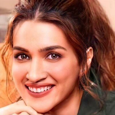 All About Kriti Sanon ❤️ 
.
THIS IS FANPAGE OF QUEEN KRITI SANON