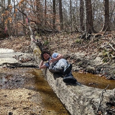 🇻🇳 PhD Student @geographyunc | Bugs are amazing! Liking methane! Interested in all things stream! | he/him