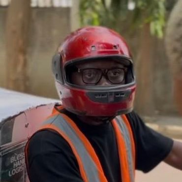 lajuwonS_'s profile picture. 