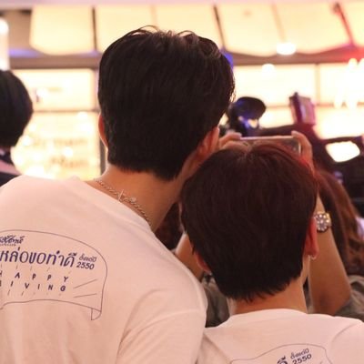 OffGun AU
💚💍 // 23 . Matcha and Cola's Mommy🐶🐶.
https://t.co/dh22JvpajC