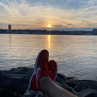 Renois's profile picture. more than height & hair 🏊🏽‍♂️🧖🏻‍♂️🏀🎾✍🏽🎬