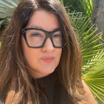 auntine66's profile picture. you can tell a lot about a person from their biography